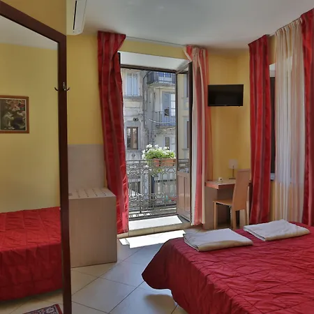 Conte Ruggero Hotel 3*