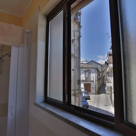 Conte Ruggero 세라란브루노