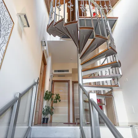 호텔 Conte Ruggero 3*