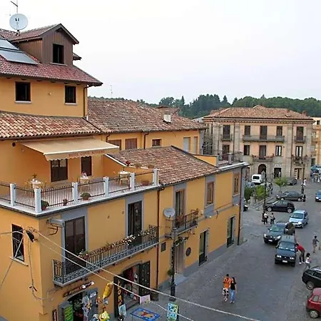 Conte Ruggero