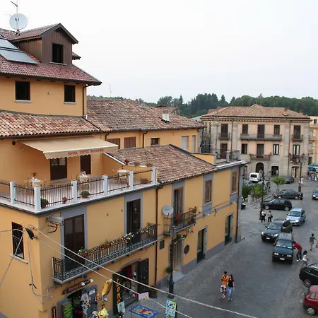 Conte Ruggero