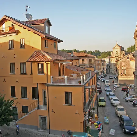 호텔 Conte Ruggero 3*