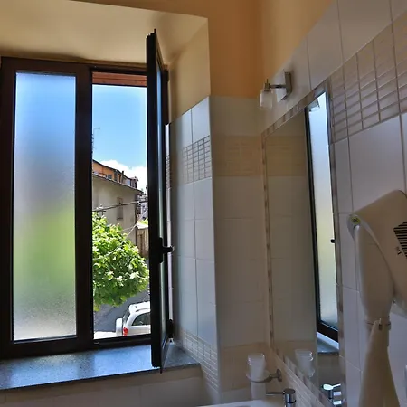 Conte Ruggero