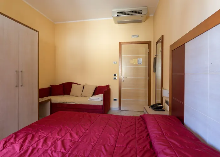 Hotel Conte Ruggero 3*