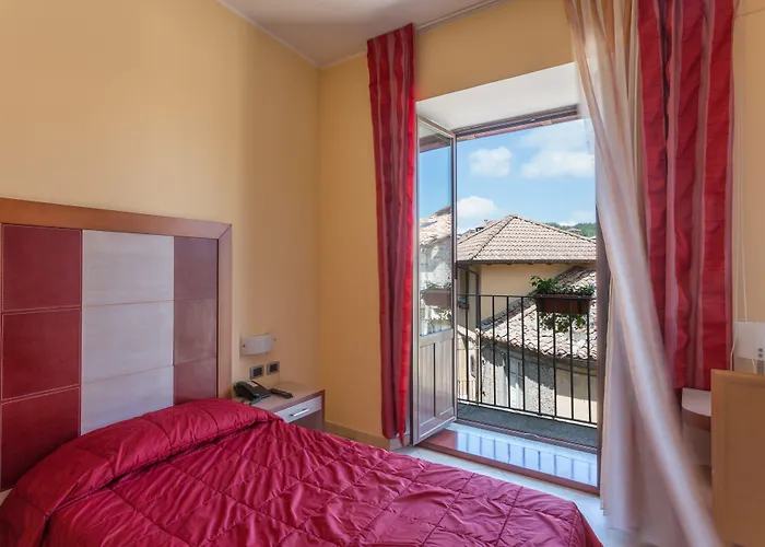 Conte Ruggero Hotel 3*