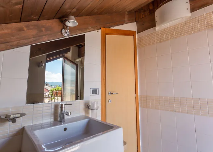 Conte Ruggero Serra San Bruno