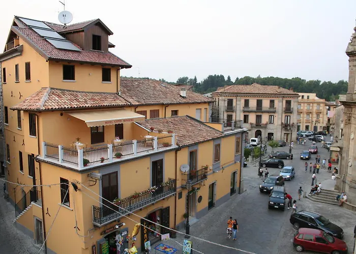 孔蒂鲁杰罗酒店